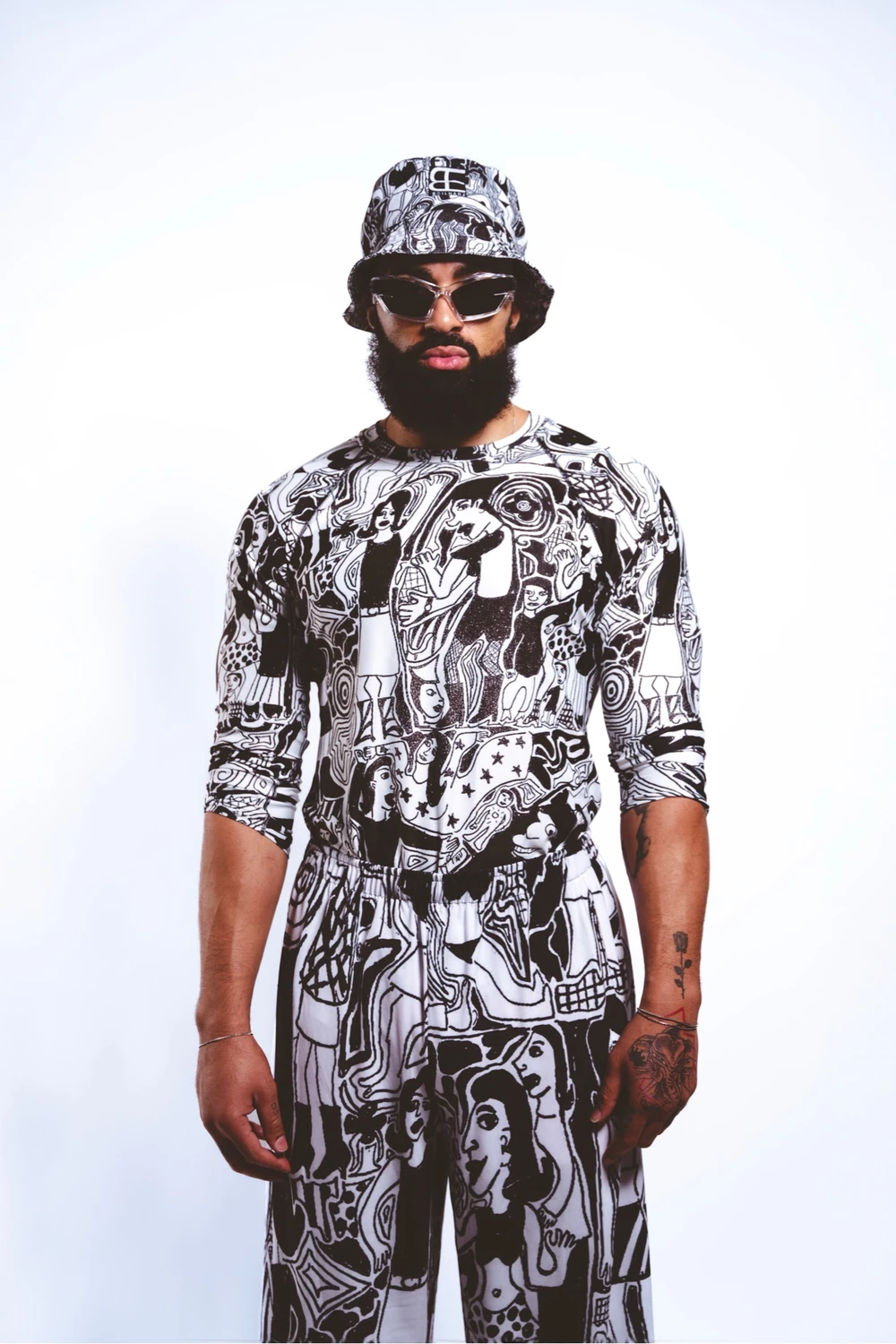 LaShawn in a black-and-white BEILHARZ printed look with a matching hat
